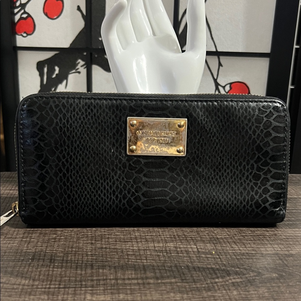 Michael Kors Black Snake-Embossed Zip-Around Wallet with Gold Plaque - Picture 2 of 10